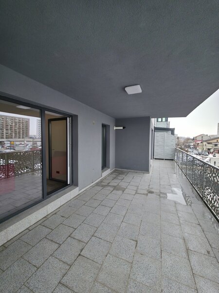 Titan Auchan/ The IRAM Residence