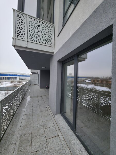 Titan Auchan/ The IRAM Residence