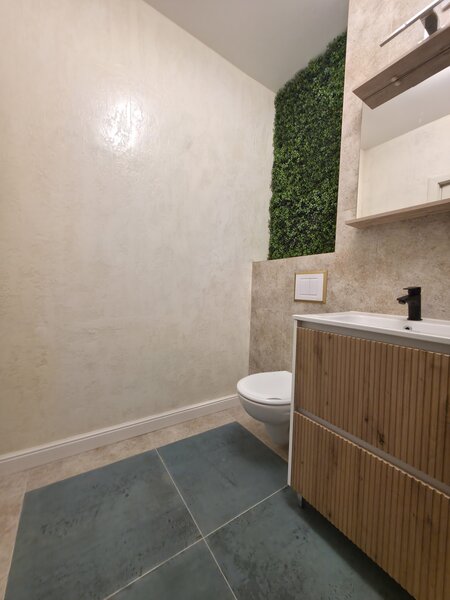 Titan Auchan/ The IRAM Residence