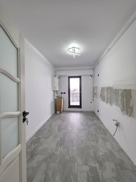 Titan Auchan/ The IRAM Residence